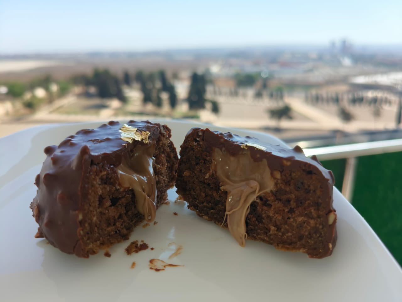 Biscuit fourré glaçage gourmand